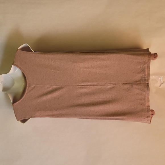 Top - Picture 2 of 3